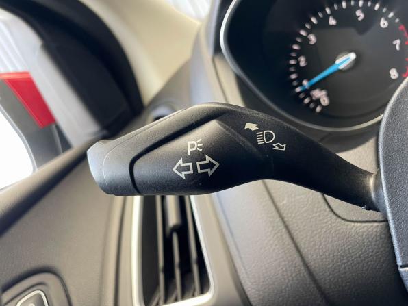 Ford Focus III Рестайлинг с пробегом 2018 года, цена 1 334 000 рублей, 76072 км, хэтчбек, Автокод Объявления