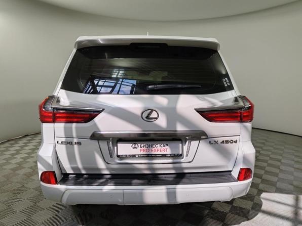 Lexus LX III Рестайлинг 2 с пробегом 2019 года, цена 7 775 000 рублей, 126708 км, внедорожник, Автокод Объявления