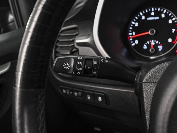 Kia Rio IV Рестайлинг с пробегом 2021 года, цена 1 643 000 рублей, 139629 км, хэтчбек, Автокод Объявления