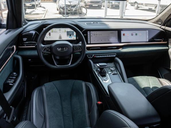 Geely Monjaro I с пробегом 2023 года, цена 3 470 000 рублей, 25623 км, внедорожник, Автокод Объявления