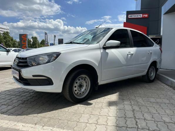 Lada (ВАЗ) Granta I Рестайлинг с пробегом 2024 года, цена 876 715 рублей, 30448 км, лифтбек, Автокод Объявления