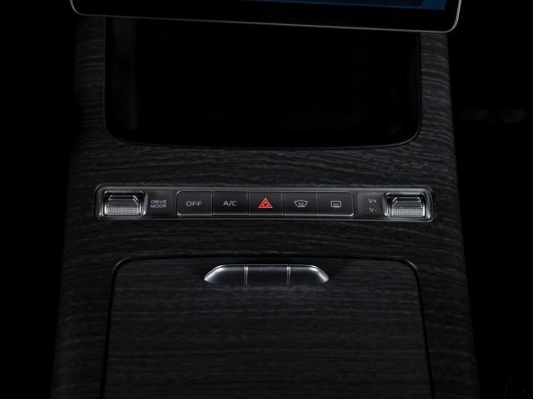 Geely Preface I с пробегом 2024 года, цена 2 650 000 рублей, 37500 км, седан, Автокод Объявления