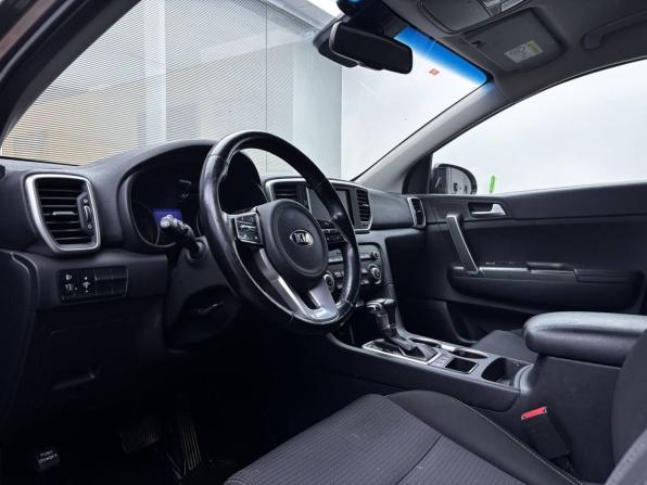 Kia Sportage IV Рестайлинг с пробегом 2019 года, цена 2 399 000 рублей, 86165 км, внедорожник, Автокод Объявления