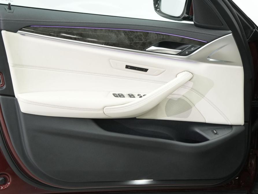 BMW 5 серии VII (G30/G31/G38) Рестайлинг Новосибирск  - изображение 18