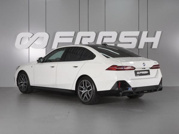 BMW 5 серии VIII (G60/G61/G68) с пробегом 2024 года, цена 7 918 000 рублей, 16015 км, седан, Автокод Объявления
