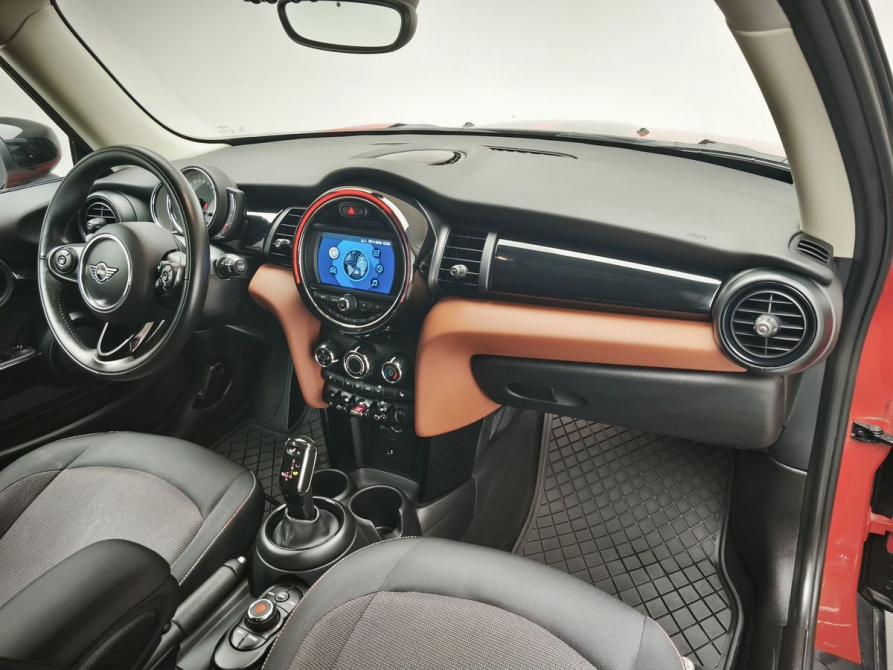 Mini Hatch III (F55/F56) Рестайлинг Москва  - изображение 12