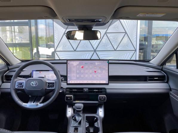 Новый Toyota RAV4 VI (XA60) 2026 года, цена 4 370 000 рублей, внедорожник, Автокод Объявления