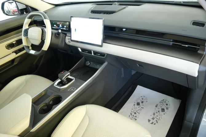 JETOUR DASHING I с пробегом 2024 года, цена 2 499 000 рублей, 31200 км, внедорожник, Автокод Объявления