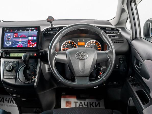 Toyota Wish II с пробегом 2010 года, цена 1 225 000 рублей, 145318 км, минивэн, Автокод Объявления