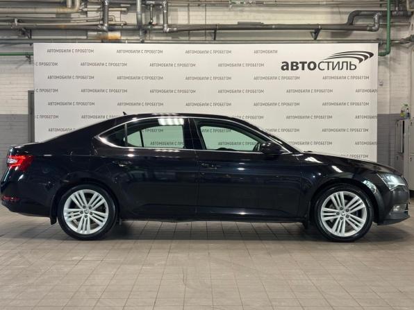 Skoda Superb III с пробегом 2018 года, цена 1 829 000 рублей, 176743 км, лифтбек, Автокод Объявления