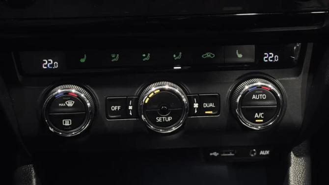 Skoda Octavia III (A7) с пробегом 2014 года, цена 970 000 рублей, 216821 км, лифтбек, Автокод Объявления