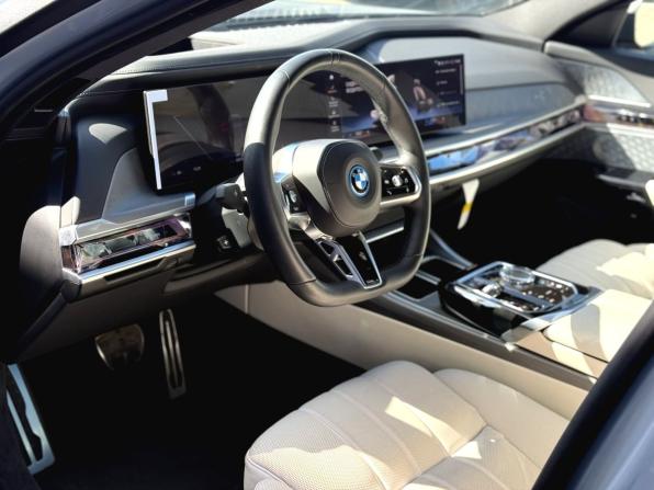 BMW i7 с пробегом 2022 года, цена 14 870 000 рублей, 79 км, седан, Автокод Объявления
