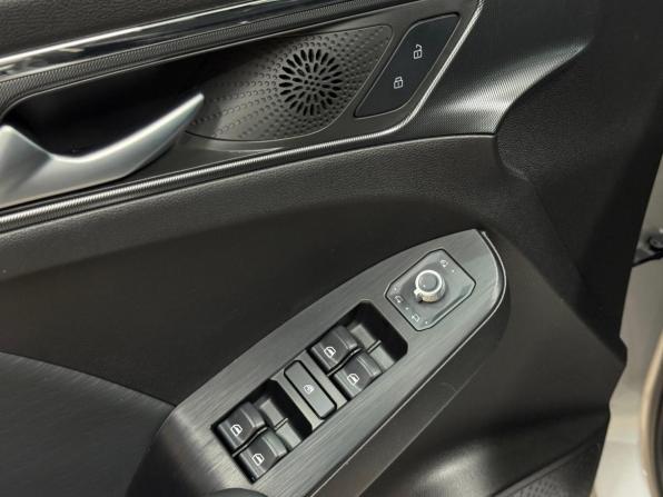 Haval Jolion I с пробегом 2023 года, цена 1 800 000 рублей, 64975 км, внедорожник, Автокод Объявления