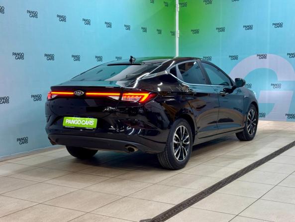 JAC J7 I с пробегом 2022 года, цена 1 200 000 рублей, 69252 км, хэтчбек, Автокод Объявления