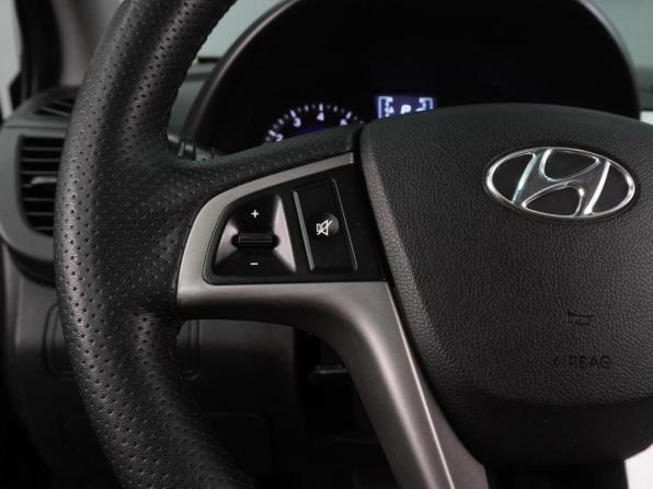 Hyundai Solaris I Рестайлинг с пробегом 2014 года, цена 819 000 рублей, 242764 км, седан, Автокод Объявления