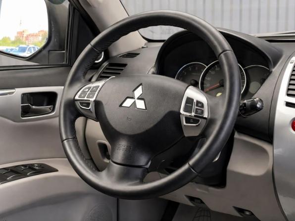 Mitsubishi Pajero Sport II с пробегом 2010 года, цена 1 337 000 рублей, 353513 км, внедорожник, Автокод Объявления