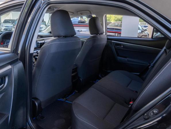 Toyota Corolla XI (E160 E170 E180) с пробегом 2013 года, цена 1 170 000 рублей, 215878 км, седан, Автокод Объявления