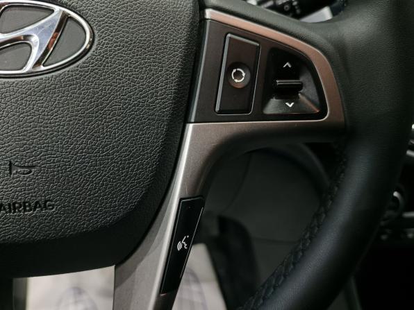 Hyundai Solaris I Рестайлинг с пробегом 2015 года, цена 1 250 000 рублей, 102358 км, седан, Автокод Объявления
