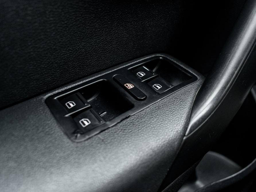 Volkswagen Polo V Рестайлинг Екатеринбург  - изображение 24