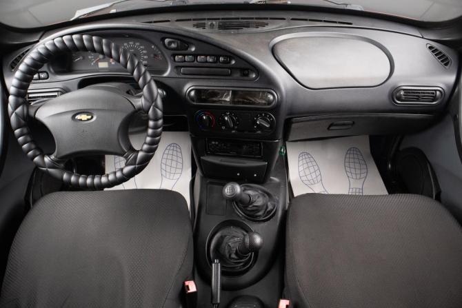 Chevrolet Niva I с пробегом 2004 года, цена 319 000 рублей, 181466 км, внедорожник, Автокод Объявления