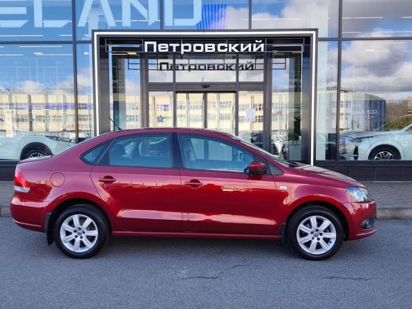 Volkswagen Polo V с пробегом 2014 года, цена 875 000 рублей, 104711 км, седан, Автокод Объявления