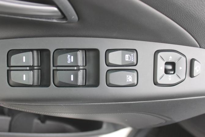 Hyundai ix35 I Рестайлинг с пробегом 2014 года, цена 1 757 000 рублей, 67745 км, внедорожник, Автокод Объявления
