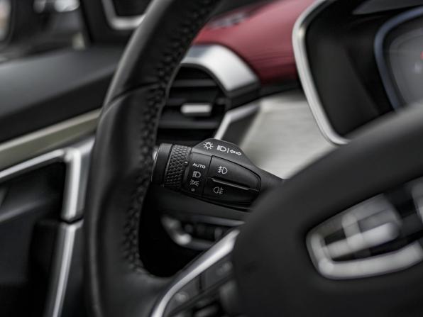 Geely Coolray I с пробегом 2023 года, цена 1 887 000 рублей, 59501 км, внедорожник, Автокод Объявления