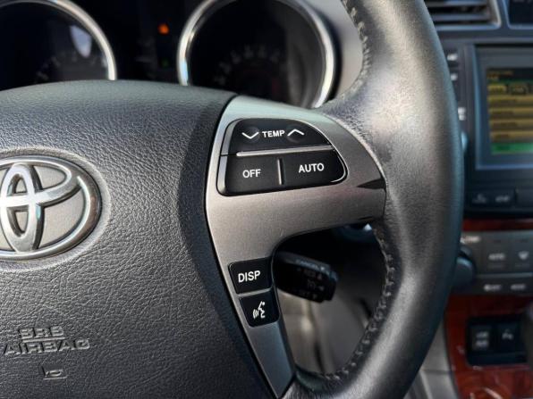 Toyota Highlander II (XU40) Рестайлинг с пробегом 2012 года, цена 2 150 000 рублей, 319567 км, внедорожник, Автокод Объявления