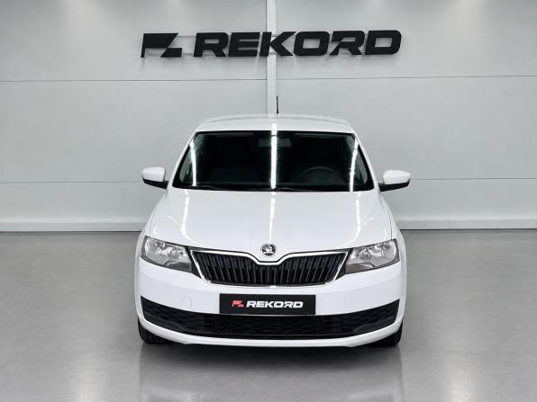 Skoda Rapid I Рестайлинг с пробегом 2019 года, цена 1 149 000 рублей, 135920 км, лифтбек, Автокод Объявления