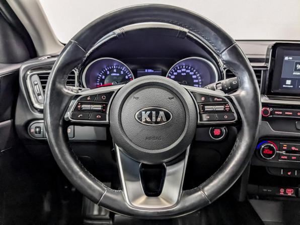 Kia Ceed III с пробегом 2019 года, цена 1 750 000 рублей, 112014 км, универсал, Автокод Объявления