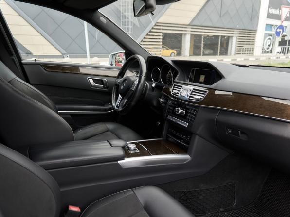 Mercedes-Benz E-Класс IV (W212 S212 C207) Рестайлинг с пробегом 2014 года, цена 1 890 000 рублей, 202057 км, седан, Автокод Объявления