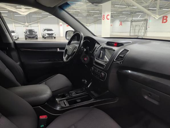 Kia Sorento II Рестайлинг с пробегом 2018 года, цена 1 805 000 рублей, 134877 км, внедорожник, Автокод Объявления