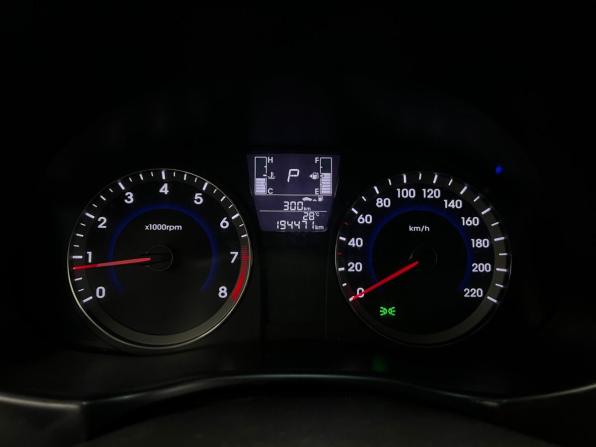 Hyundai Solaris I Рестайлинг с пробегом 2015 года, цена 970 000 рублей, 194470 км, седан, Автокод Объявления