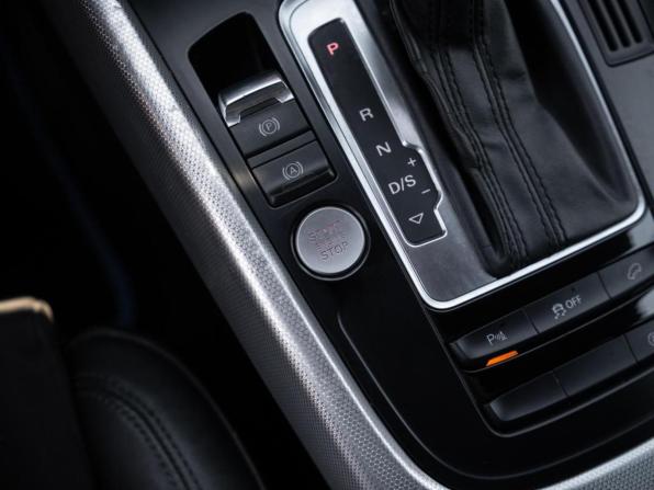 Audi Q5 I (8R) Рестайлинг с пробегом 2014 года, цена 1 779 000 рублей, 125222 км, внедорожник, Автокод Объявления
