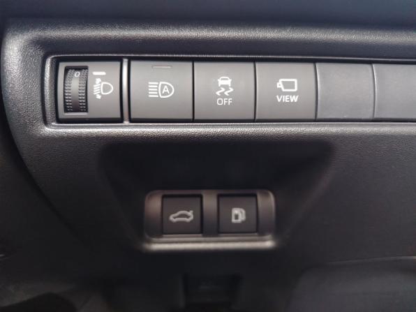 Toyota Camry IX (XV80) China Market с пробегом 2025 года, цена 4 100 000 рублей, 24 км, седан, Автокод Объявления
