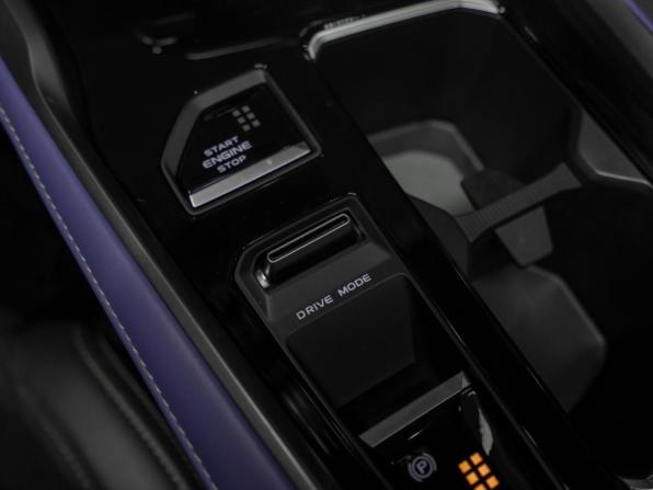 Changan UNI-T I Рестайлинг с пробегом 2023 года, цена 2 395 000 рублей, 6414 км, внедорожник, Автокод Объявления