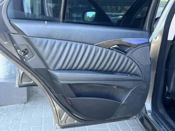 Mercedes-Benz E-Класс III (W211 S211) Рестайлинг с пробегом 2008 года, цена 900 000 рублей, 246054 км, седан, Автокод Объявления