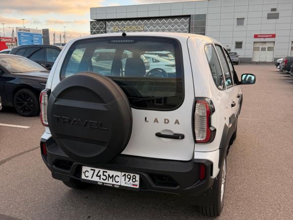 Lada (ВАЗ) Niva Travel I с пробегом 2023 года, цена 935 000 рублей, 31000 км, внедорожник, Автокод Объявления