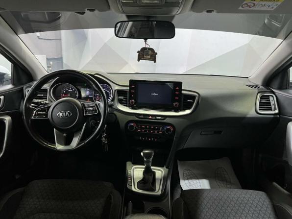 Kia Ceed III с пробегом 2021 года, цена 1 890 000 рублей, 65707 км, универсал, Автокод Объявления