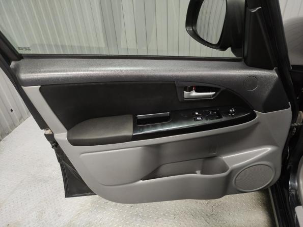 Suzuki SX4 I (Classic) Рестайлинг с пробегом 2014 года, цена 690 000 рублей, 248117 км, хэтчбек, Автокод Объявления