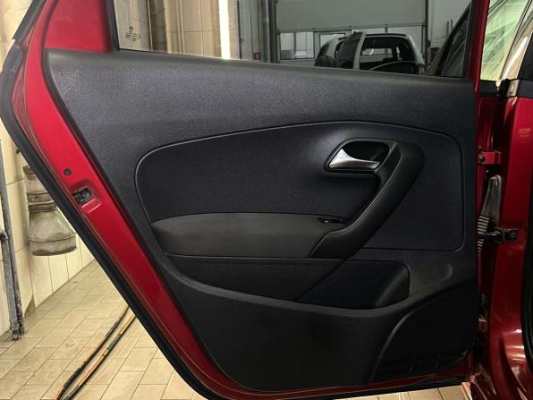 Volkswagen Polo V с пробегом 2012 года, цена 749 000 рублей, 163217 км, седан, Автокод Объявления
