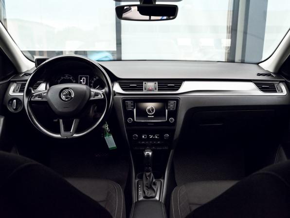 Skoda Rapid I Рестайлинг с пробегом 2017 года, цена 1 290 000 рублей, 172055 км, лифтбек, Автокод Объявления