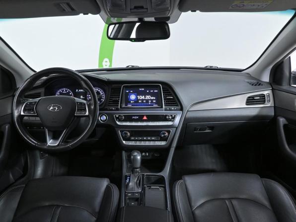 Hyundai Sonata VII (LF) Рестайлинг с пробегом 2019 года, цена 1 880 000 рублей, 122773 км, седан, Автокод Объявления