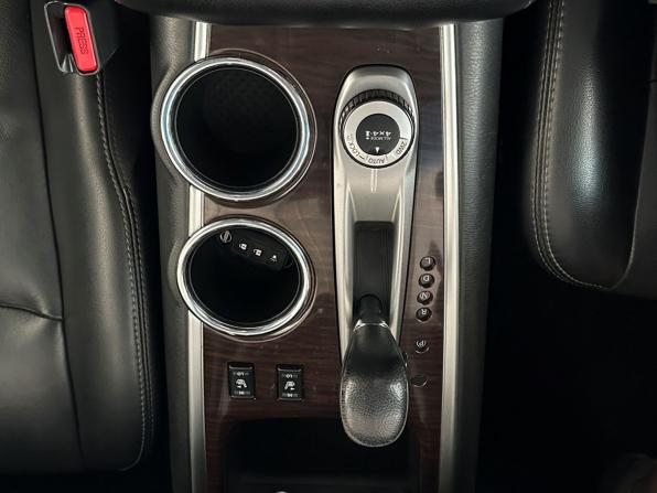 Nissan Pathfinder IV с пробегом 2015 года, цена 1 835 000 рублей, 163015 км, внедорожник, Автокод Объявления