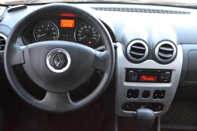 Renault Sandero I с пробегом 2012 года, цена 650 000 рублей, 198015 км, хэтчбек, Автокод Объявления