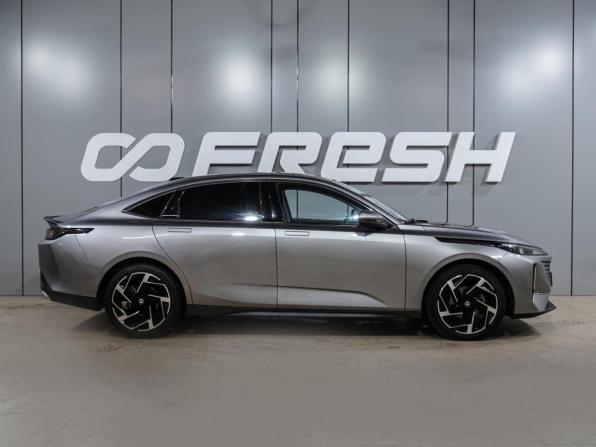 Changan Lamore с пробегом 2023 года, цена 1 949 000 рублей, 37949 км, седан, Автокод Объявления