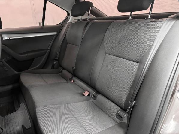 Skoda Octavia III (A7) с пробегом 2014 года, цена 950 000 рублей, 199471 км, лифтбек, Автокод Объявления