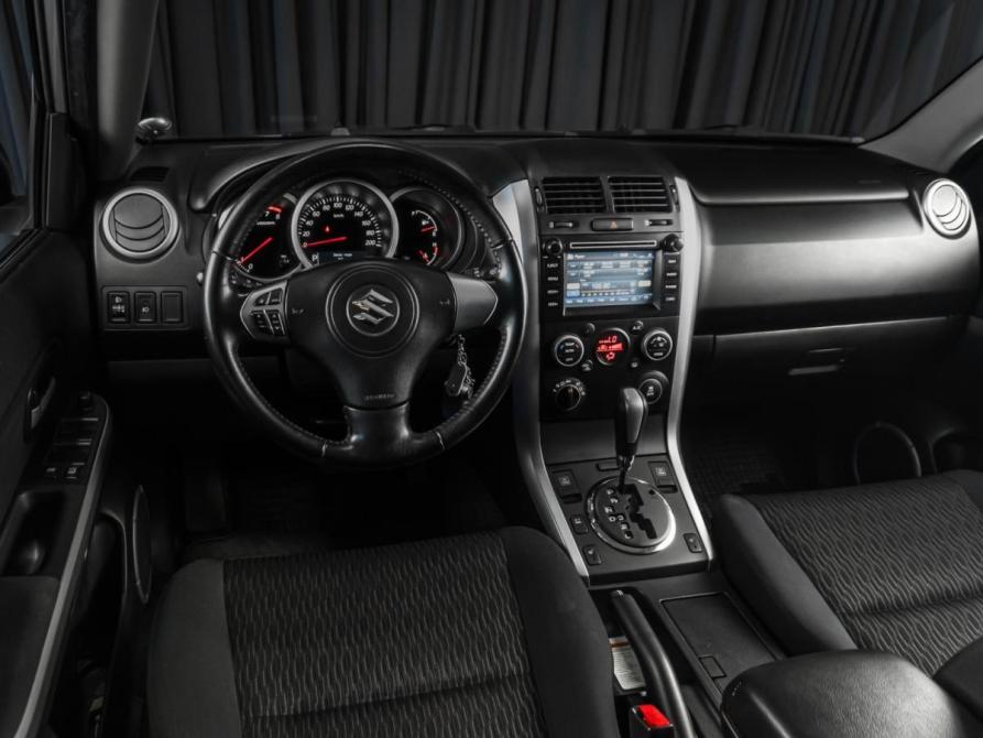 Suzuki Grand Vitara II Рестайлинг 2 Тюмень  - изображение 6
