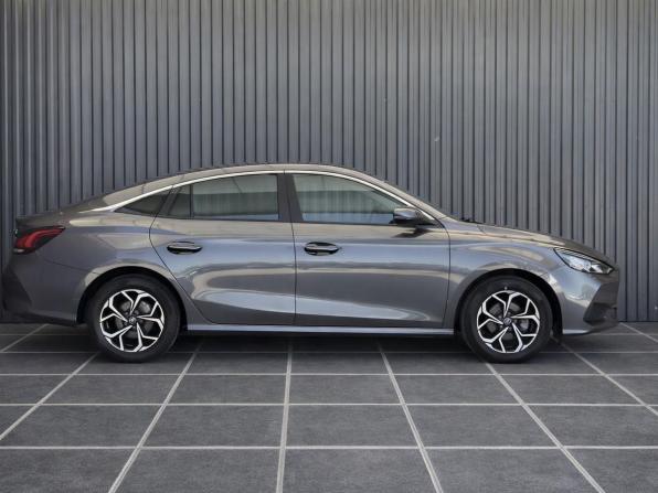 MG 5 I Рестайлинг с пробегом 2021 года, цена 1 597 000 рублей, 33741 км, седан, Автокод Объявления