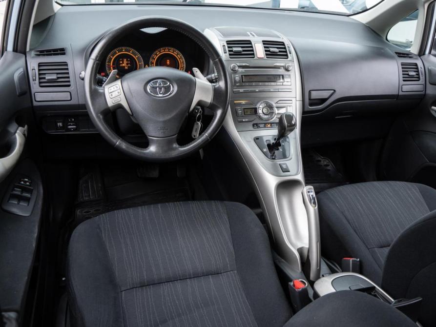 Toyota Auris I Волгоград  - изображение 6